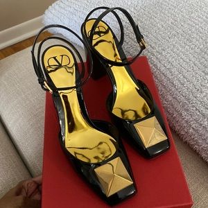 One Stud (Rockstud) Valentino Ankle Strap Pump